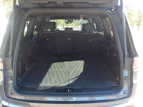 Used 2022 Jeep Wagoneer Series I w/ Convenience Group I image 9