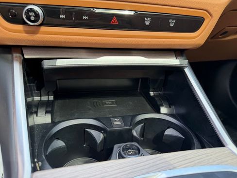 Used 2025 BMW 330i Sedan w/ Convenience Package RWD image 26