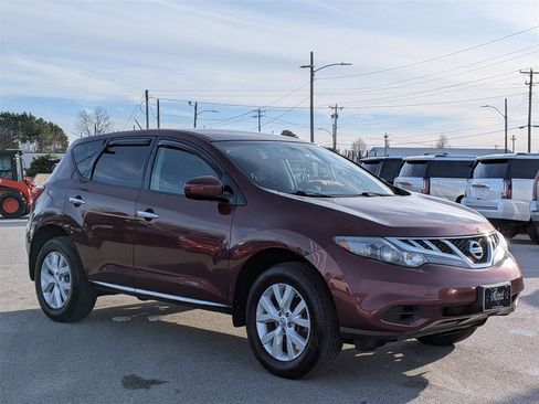Used 2012 Nissan Murano S image 7