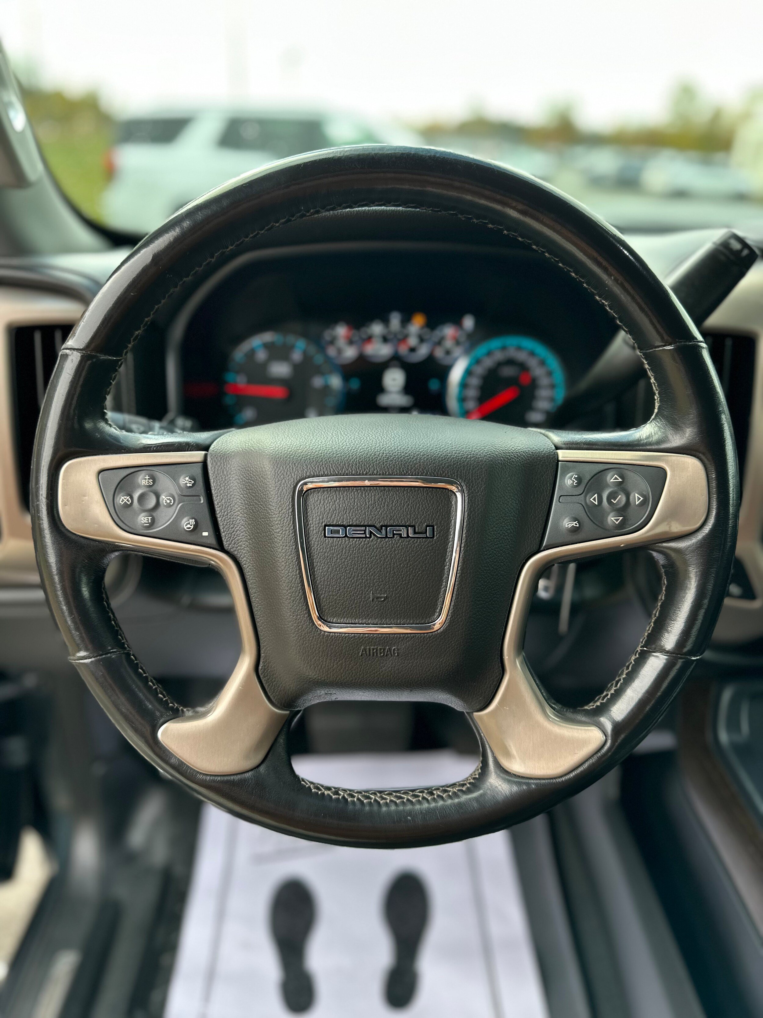 Used 2019 GMC Sierra 3500 Denali w/ Duramax Plus Package AWD/4WD image 17