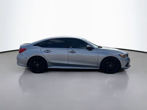 Used 2022 Honda Civic Sport image 8