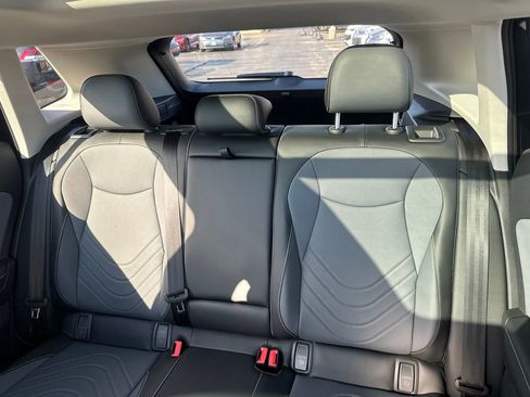 New 2026 Volkswagen Tiguan SE image 22