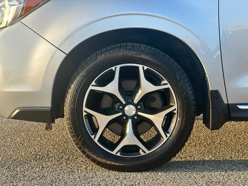 Used 2016 Subaru Forester 2.0XT Touring w/ Eyesight & Navigation System image 10