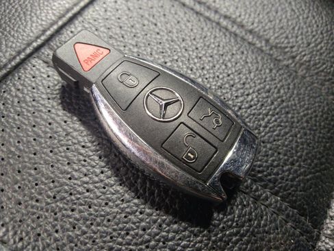 Used 2019 Mercedes-Benz GLS 450 4MATIC w/ Premium 1 Package image 32