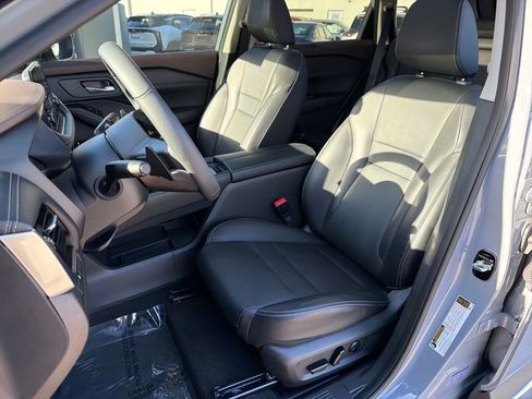 Used 2023 Nissan Rogue SL w/ SL Premium Package image 31