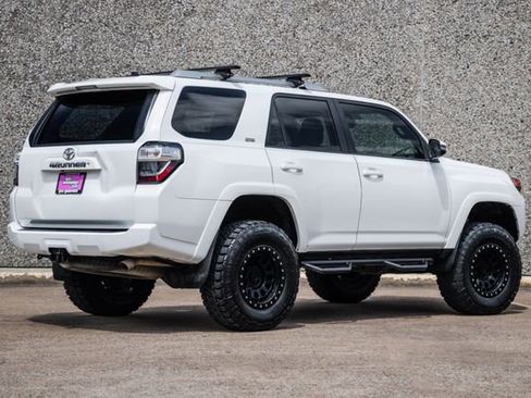 Used 2016 Toyota 4Runner SR5 Premium AWD/4WD image 39