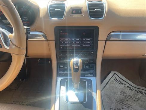 Used 2015 Porsche Boxster image 23