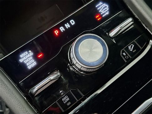 Used 2021 Jeep Grand Cherokee L Overland w/ Luxury Tech Group IV image 35