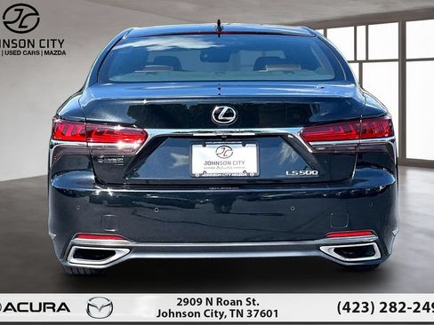 Used 2018 Lexus LS 500 w/ Luxury Package RWD image 4