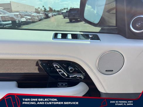 Used 2022 Land Rover Range Rover Autobiography AWD/4WD image 22