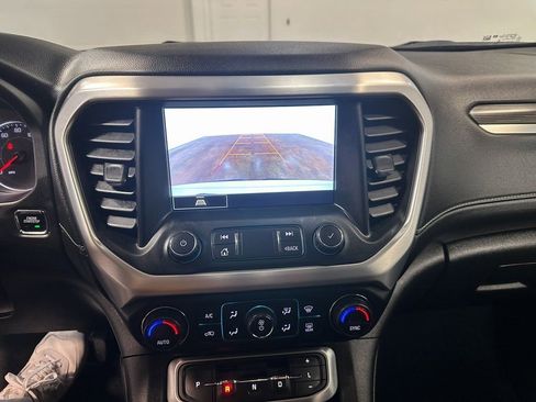 Used 2021 GMC Acadia SLT image 68