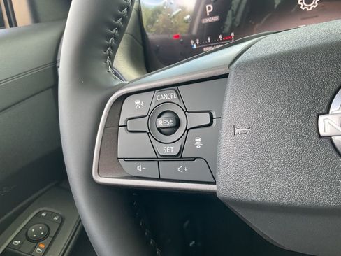 New 2026 Nissan Sentra SV FWD image 33