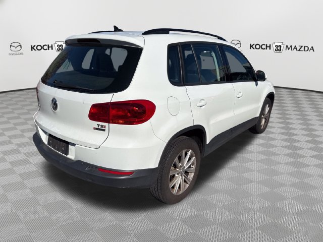 Used 2018 Volkswagen Tiguan Limited w/ Premium Package AWD/4WD image 7