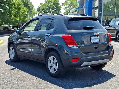 Certified 2018 Chevrolet Trax LT w/ LT Convenience Package FWD image 5