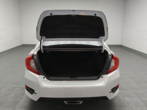 Used 2020 Honda Civic Sport image 29