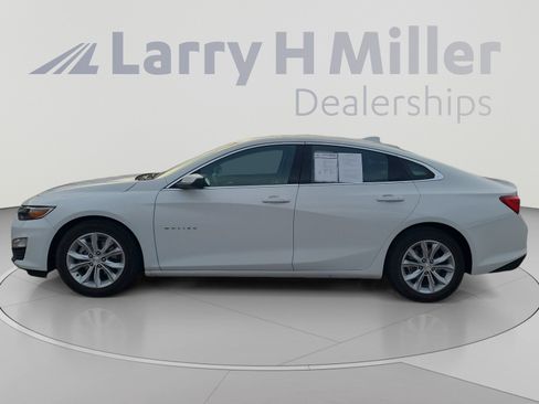 Used 2025 Chevrolet Malibu LT FWD image 2