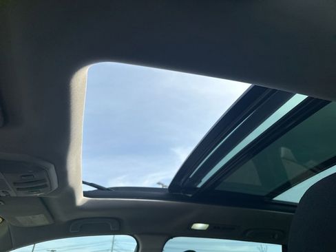 Used 2020 Subaru Ascent Premium image 26