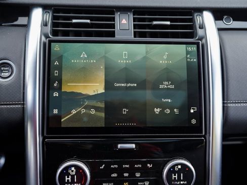 Used 2023 Land Rover Discovery S R-Dynamic image 31