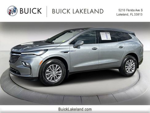 Certified 2023 Buick Enclave Essence image 1