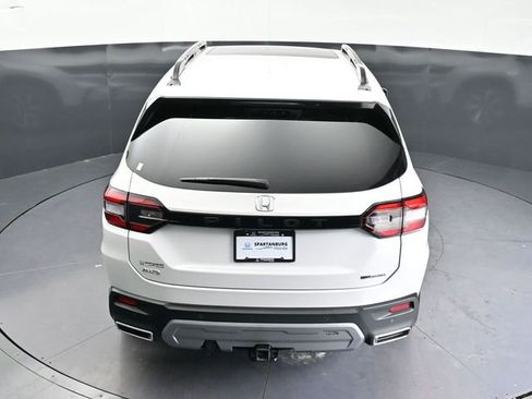 Used 2025 Honda Pilot Touring image 27