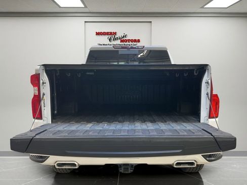 Used 2024 Chevrolet Silverado 1500 High Country w/ Z71 Off-Road Package image 16