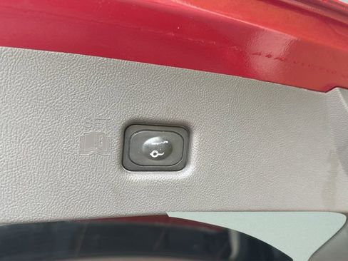 Used 2020 Lincoln Nautilus FWD w/ Equipment Group 101A image 26