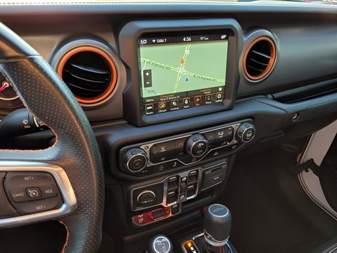 Used 2022 Jeep Gladiator Mojave w/ LED Lighting Group image 16