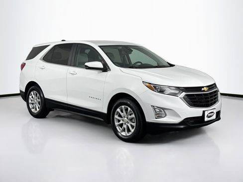 Used 2021 Chevrolet Equinox LT image 2