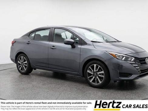 Used 2025 Nissan Versa SV FWD image 1