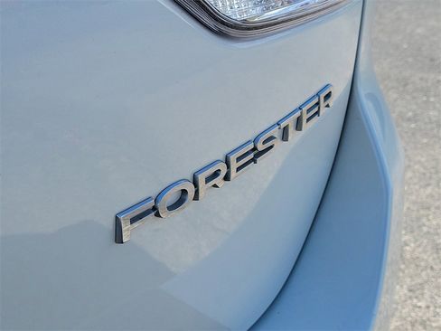 Used 2019 Subaru Forester Limited w/ Popular Package #3 image 6