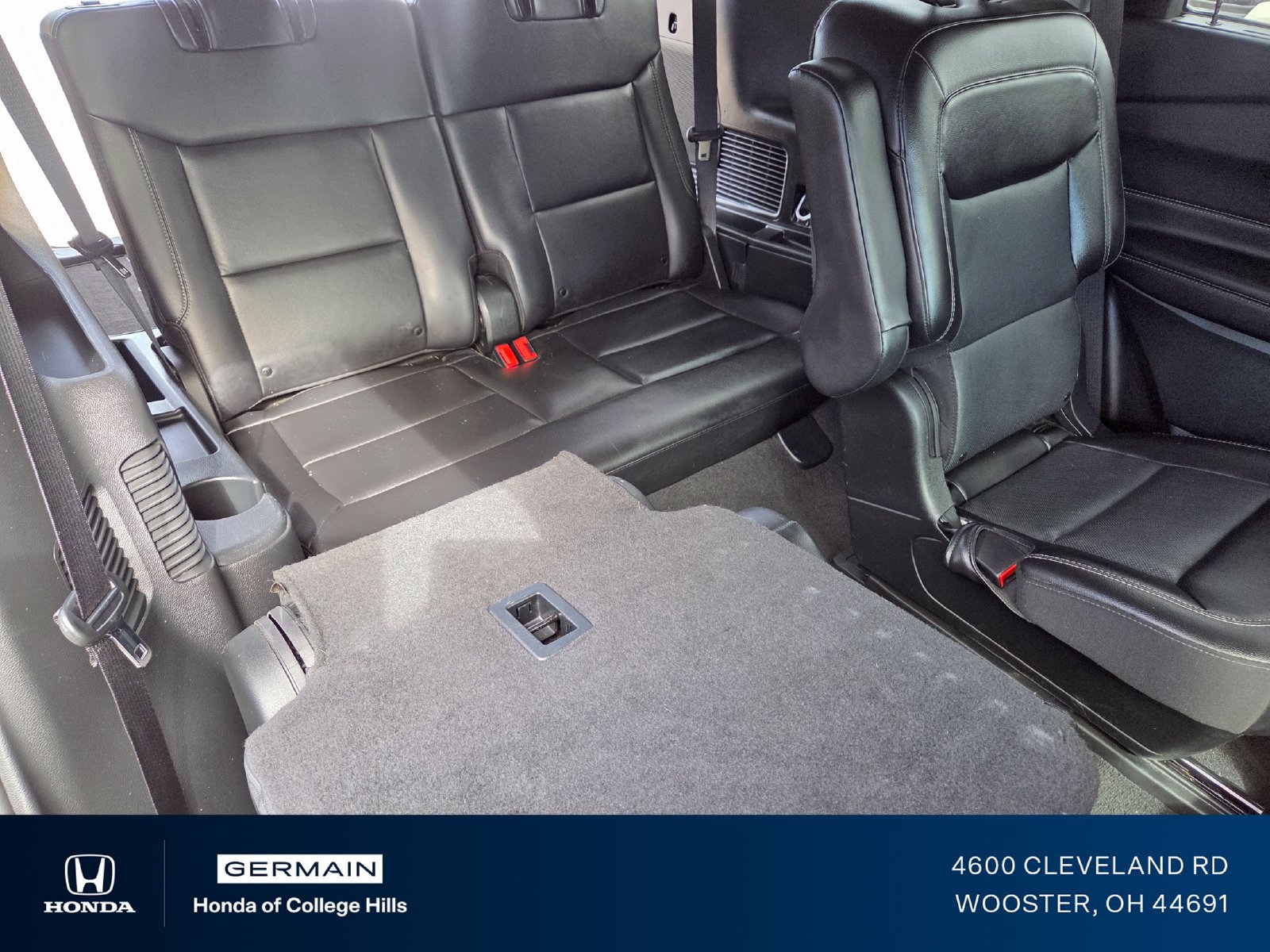 Used 2024 Ford Explorer Limited AWD/4WD image 24