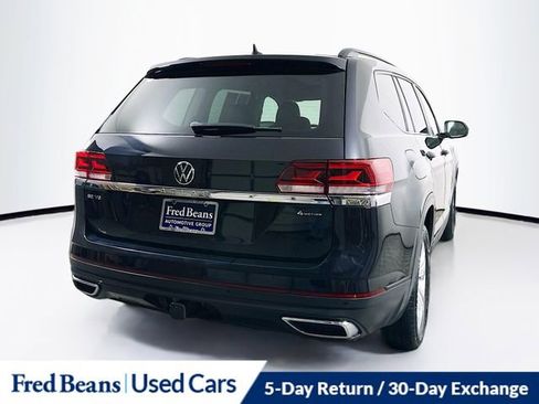 Used 2023 Volkswagen Atlas SE w/ Panoramic Sunroof Package image 7