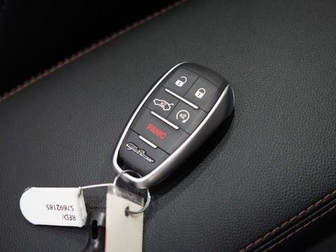 New 2025 Alfa Romeo Giulia AWD w/ Driving Assist Package image 35