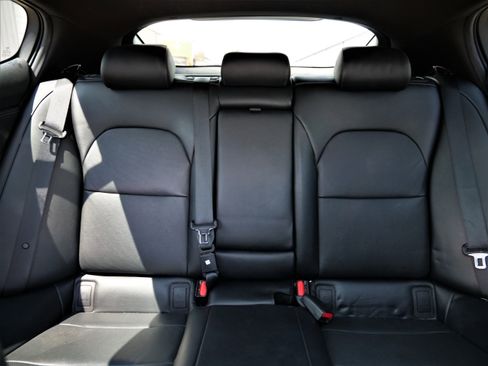 Used 2020 Kia Stinger GT1 image 22