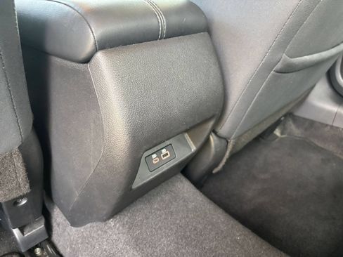 Used 2025 Nissan Altima 2.5 SV FWD image 23