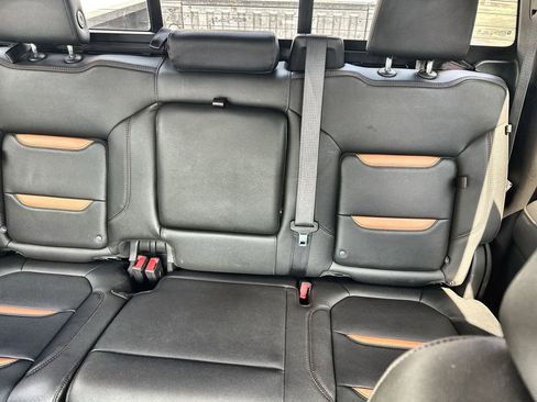 Used 2021 GMC Sierra 1500 AT4 w/ AT4 Premium Package AWD/4WD image 29
