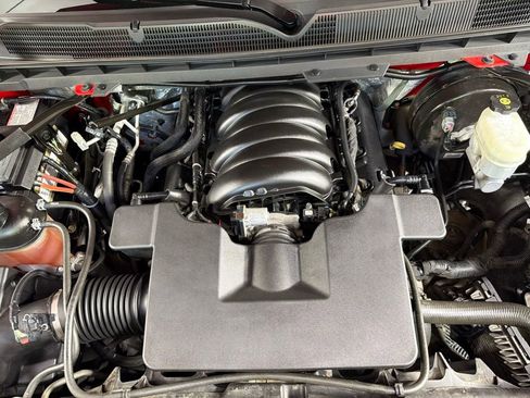 Used 2018 Chevrolet Silverado 1500 Custom w/ Custom Convenience Package RWD image 8