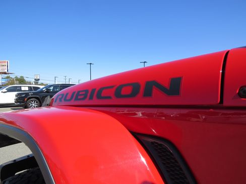 Used 2018 Jeep Wrangler Unlimited Rubicon image 14