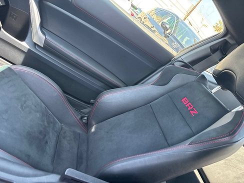 Used 2018 Subaru BRZ Limited w/ Popular Package #3 RWD image 13