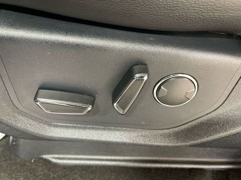 Used 2020 Ford Expedition Max Limited image 12