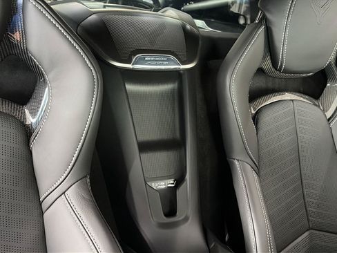 Used 2025 Chevrolet Corvette Z06 RWD image 13