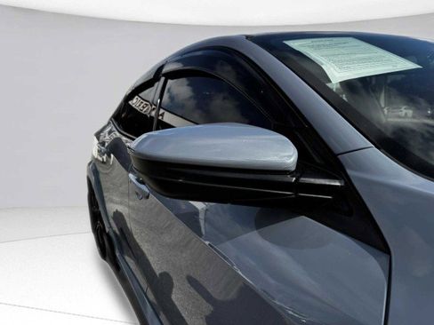 Used 2019 Honda Civic Type R image 9