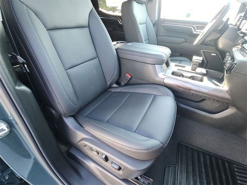 New 2026 Chevrolet Silverado 1500 LTZ w/ Technology Package image 25
