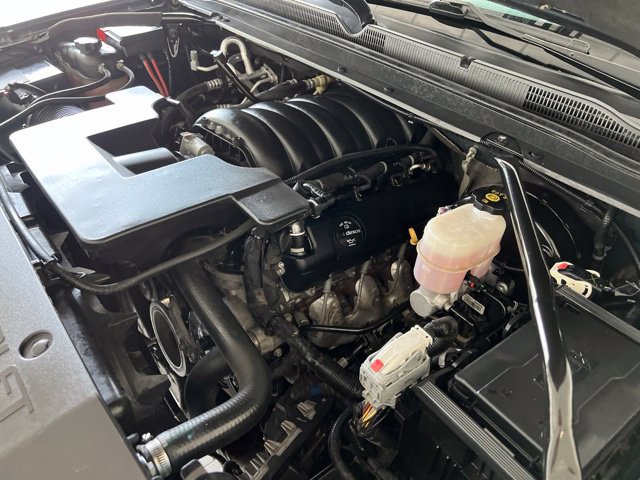 Used 2020 Chevrolet Suburban LT AWD/4WD image 35