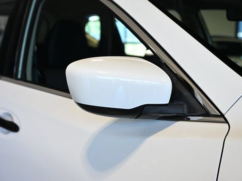 Used 2017 Nissan Rogue S FWD image 19