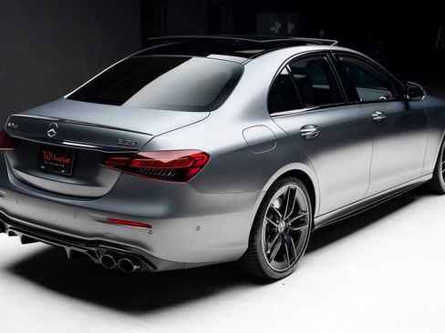 Used 2022 Mercedes-Benz E 53 AMG 4MATIC Sedan image 36