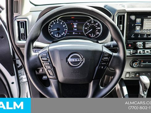 Used 2025 Nissan Frontier SV RWD image 23