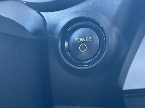 Certified 2026 Toyota Sienna XLE FWD image 28