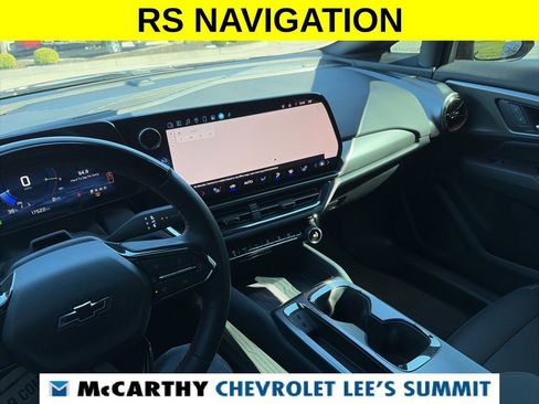 Used 2024 Chevrolet Equinox EV RS image 16