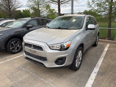 Used 2015 Mitsubishi Outlander Sport ES image 1